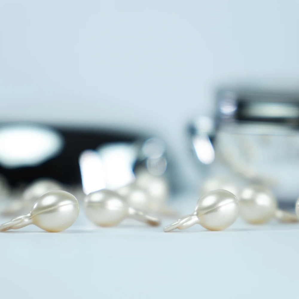 Essência em Cápsulas Iluminadora para a área dos olhos SISYPHUS